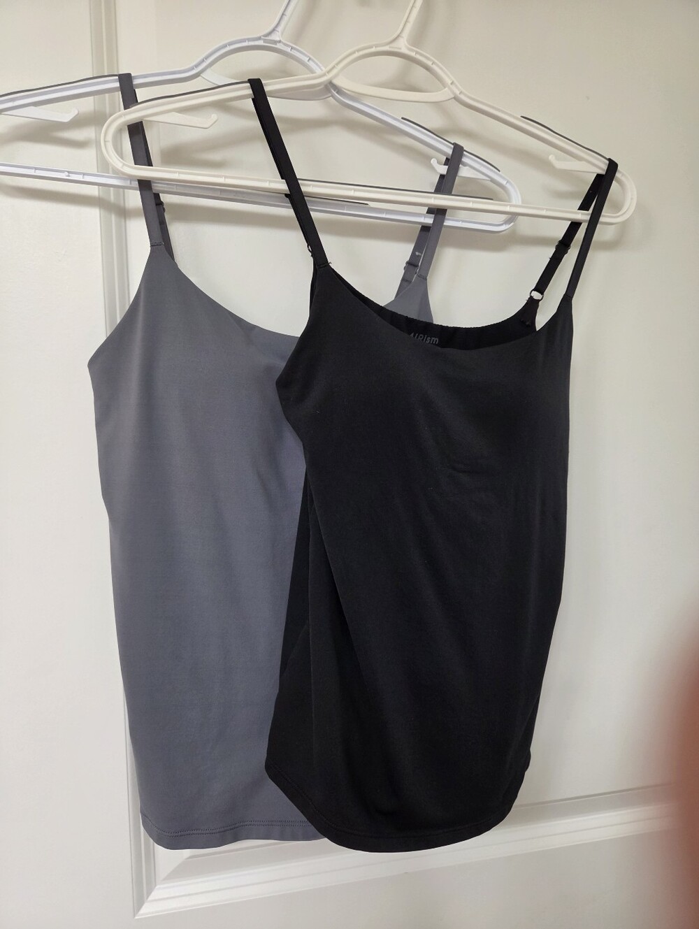 Women's Black & Gray Adjustable Strap Cami Tops